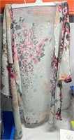 (M/L) Floral Kimono