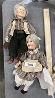 Vintage Ma and Pa dolls