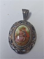 Marked 925 Victorian Style Pendant- 5.9g