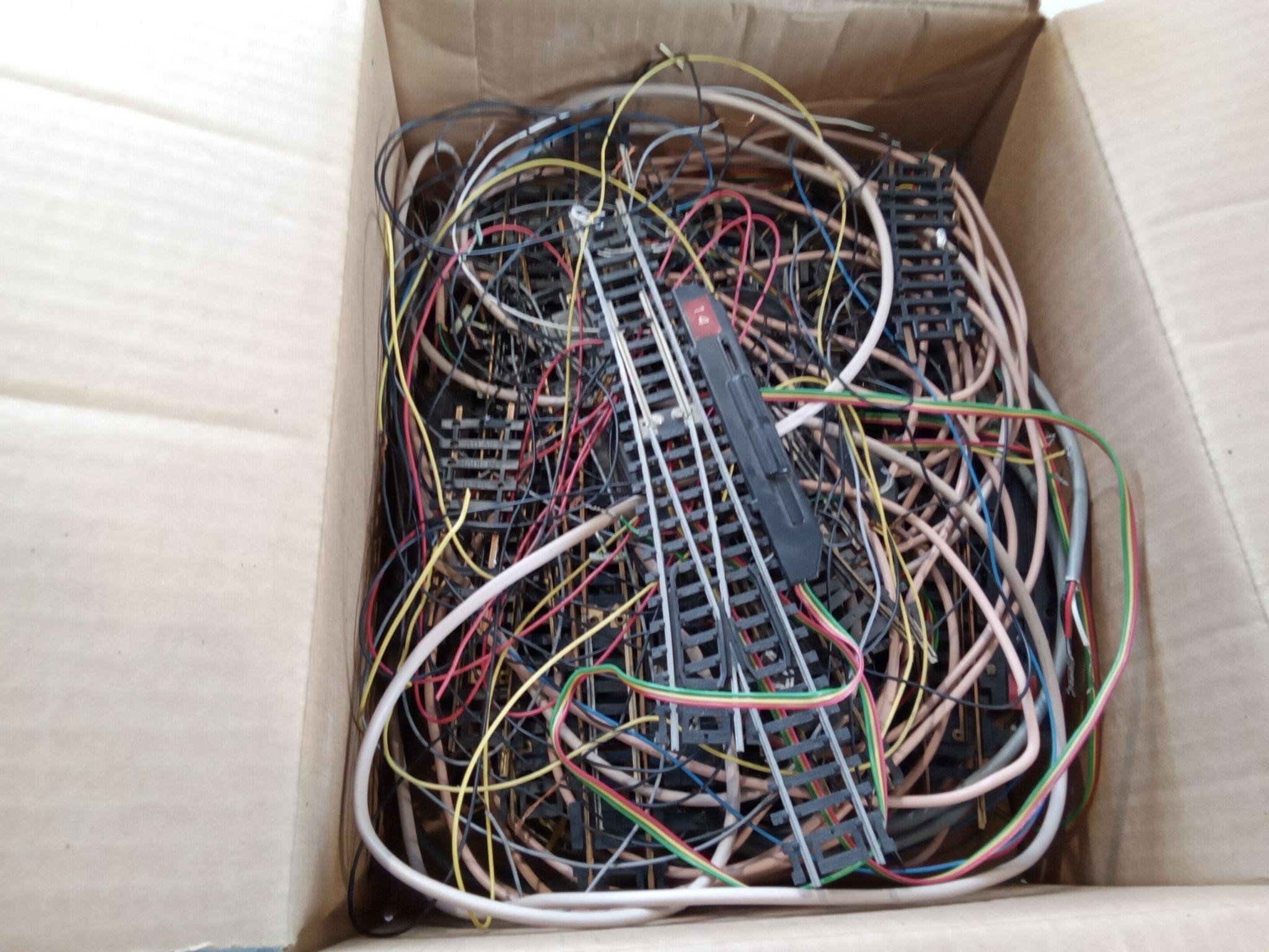 Lot of Wires, Cut off, Switches, Power Track Piece