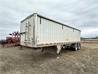 Wilson PaceSetter Grain Trailer