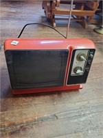 Vtg. Orange Zenith AC/DC Television