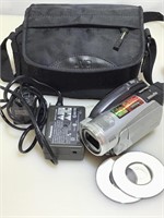 Panasonic HDC-SX5 Hybrid SD/DVD Camcorder w/