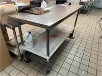S/S PREP TABLE W/ CASTERS