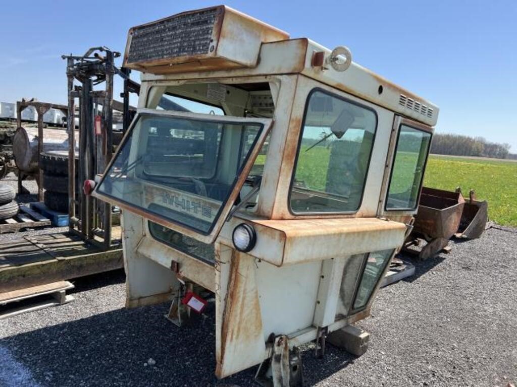 Oliver/White Tractor Cab