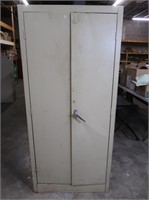 3-shelf Metal Cabinet 66x31x15