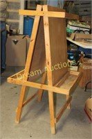 Child`s Wooden Double Side Easel