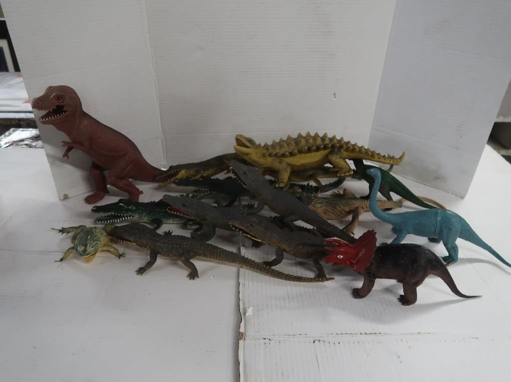 Rubber & Plastic Dinosaurs & Alligators