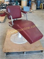 Beauty Salon / Barber Chair