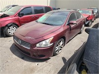 2010 NISSAN MAXIMA