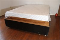 Solid Wood Full Size Platform Bed Frame 4 Drawers