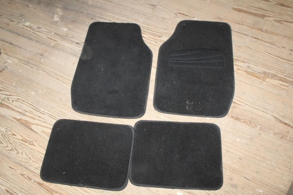 Black Auto Floor Mats