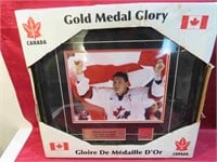 Mario Lemieux Gold Medal Glory Framed Photo 15x17