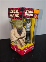 2000 Star Wars Yoda & Lightsaber NIB