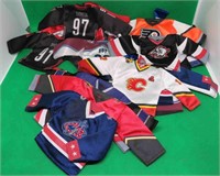 23x Mini NHL Hockey Jerseys 3" Roy Sakic Thornton+