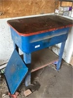 Parts Washer on stand w/brushes