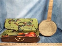Small Wood Violin & Banjo Toys