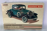 Gabreil Metal Model Kit: 1932 Chevrolet Coupe