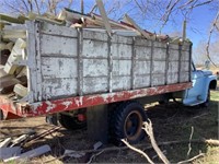 1962 Ford F600 Truck, no key or gas cap, partial