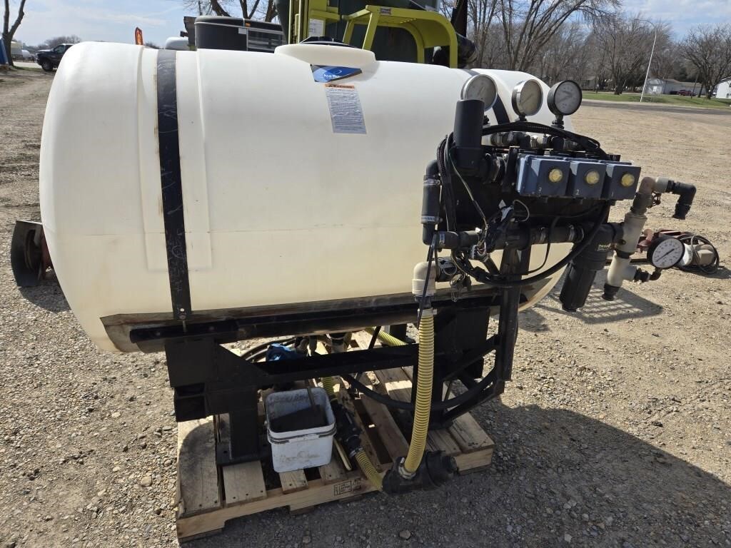 Ace Roto-Mold 400 gal. Spray tank w/ controls and