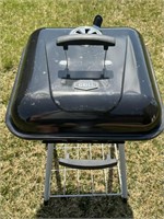 Bbq barbecue grill camping tailgating on wheels