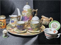 Minature Porcelain Tea Set +5 Bonus Minis