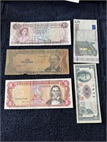 WORLD PAPER MONEY