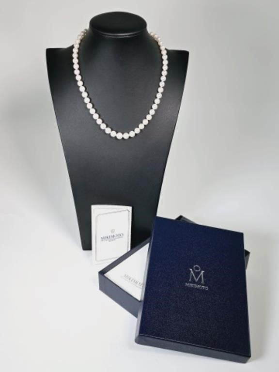 Mikimoto Cultured Pearl Necklace 18Kt Gold Clasp