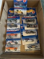 BOX LOT OF HOT WHEELS  - 95