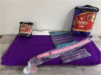 Purple lot w/saddle blanket, horse boots and cinch