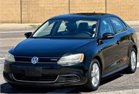 2013 Volkswagen Jetta Hybrid 4 Door Sedan