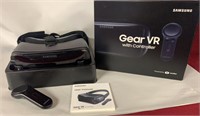 SAMSUNG GEAR VR w/CONTROLLER