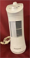 HONEYWELL ROTATING FEBREZE FAN. WORKS. 7W x 16H.