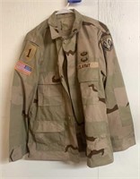 US ARMY AIRBORNE DESERT CAMOUFLAGE JACKET AND