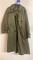 MILITARY LINED TRENCH COAT SIZE 38R