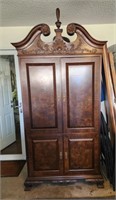 Heckman TV/Armoire Cabinet