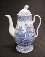 Early 19th C: pearlware willow pattern coffee pot