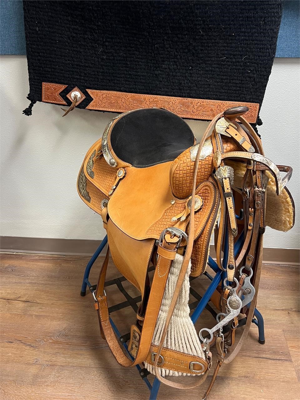 Bighorn show saddle, blanket and bridle