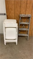 Step ladder & 4 folding chairs