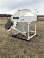 2017 Lakeland Group Hopper Bottom Grain Feeder