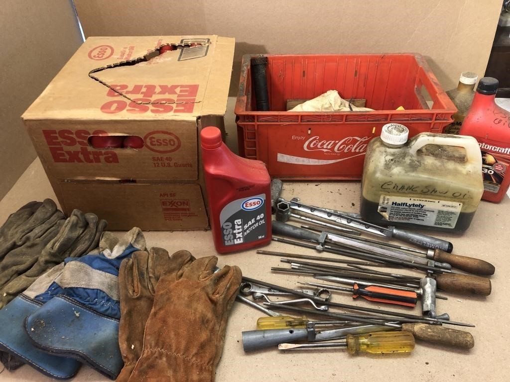 Case of Esso sae 40 motor oil in box & tools