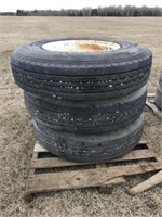 10.00R20 Tire c/w Split Rim /EACH