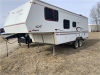 1998 Jayco 26' 5th Wheel Holiday Trailer