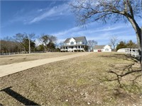 11041 Bradyville Pike Readyville, TN