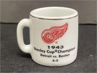 NHL Champions Collectible Mini Mugs. Detroit,
