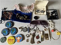 Assorted jewelry items, some needing work