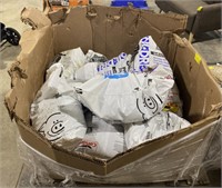 Pallet Contents: Bags of Oil Dri and Pig Dri