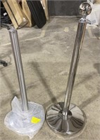 Steel Stanchions, 34in and 40in
(Bidding 1x qty)