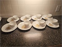 Set of 8 tea cups & plates