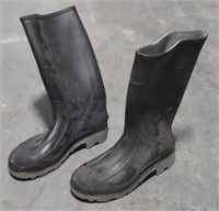 Servus Water Proof Boots (Size 13 Men)